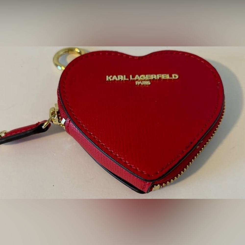 NWOT KARL LAGERFELD HEART SHAPE COIN PURSE